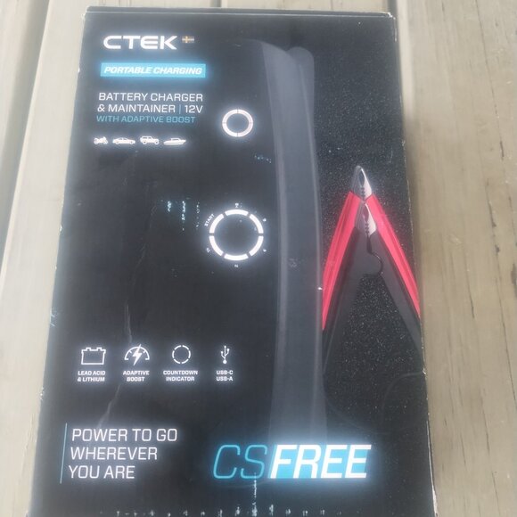 CTEK CS Free 4 in 1 BATTERY CHARGER & MAINTAINER - Picture 2 of 14